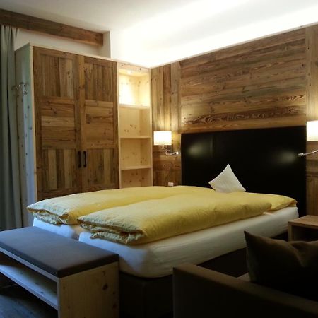 Hotel Garni Royal 아라바 외부 사진