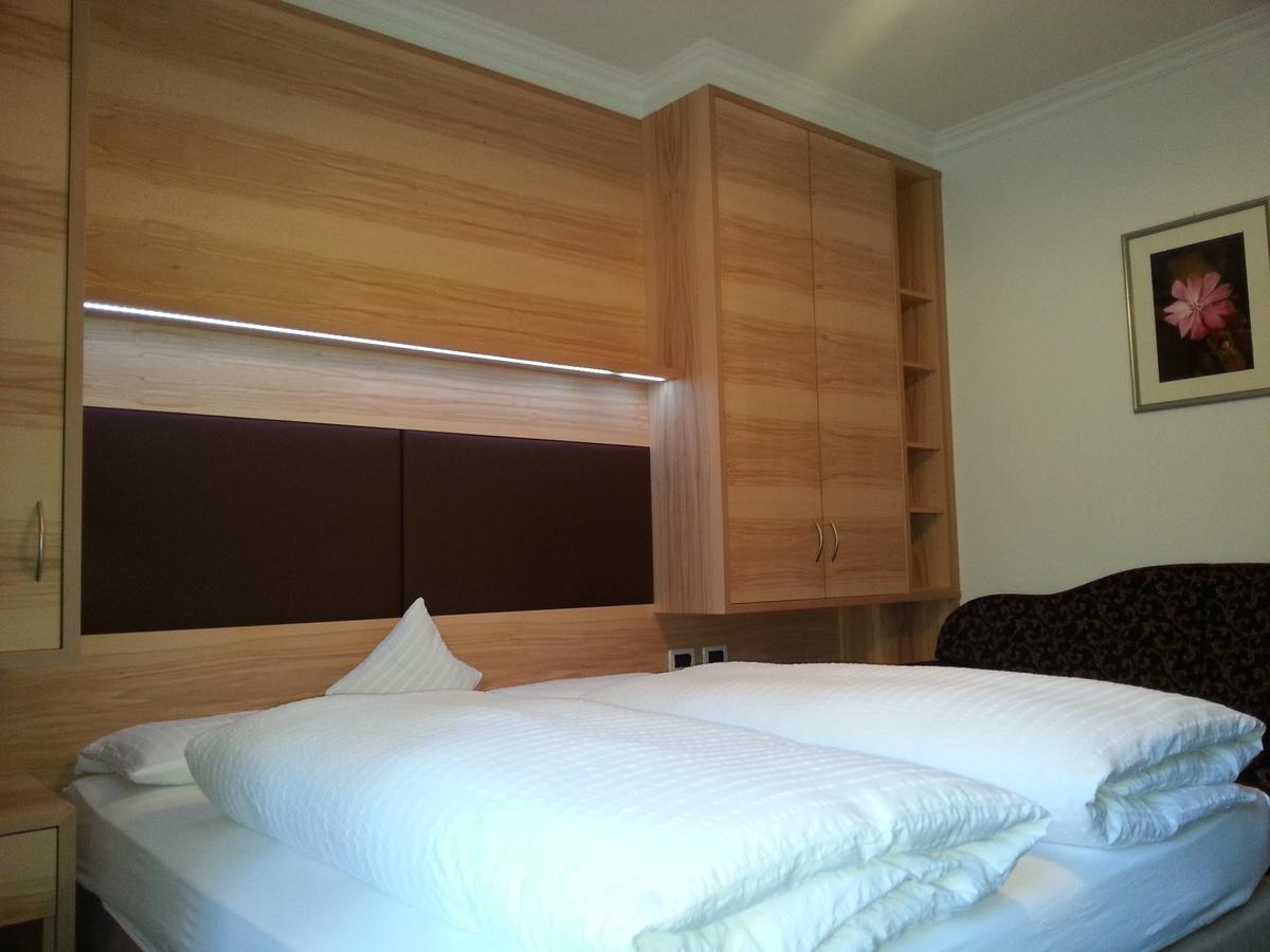 Hotel Garni Royal 아라바 외부 사진