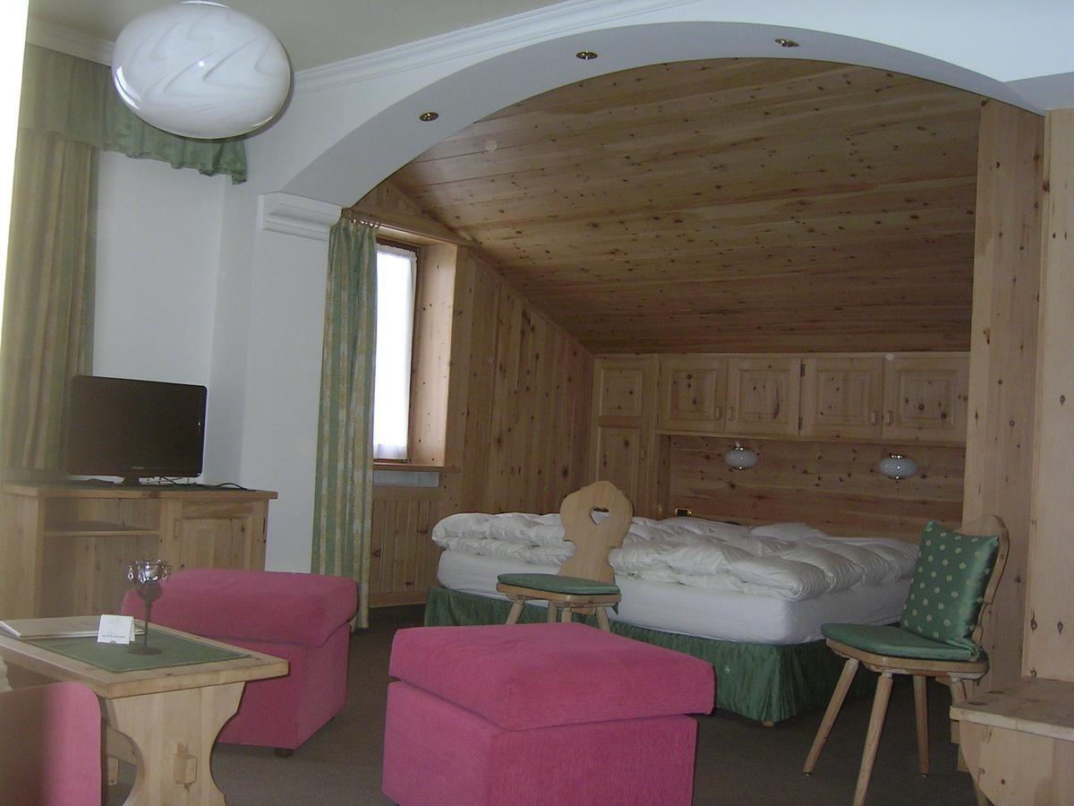 Hotel Garni Royal 아라바 외부 사진
